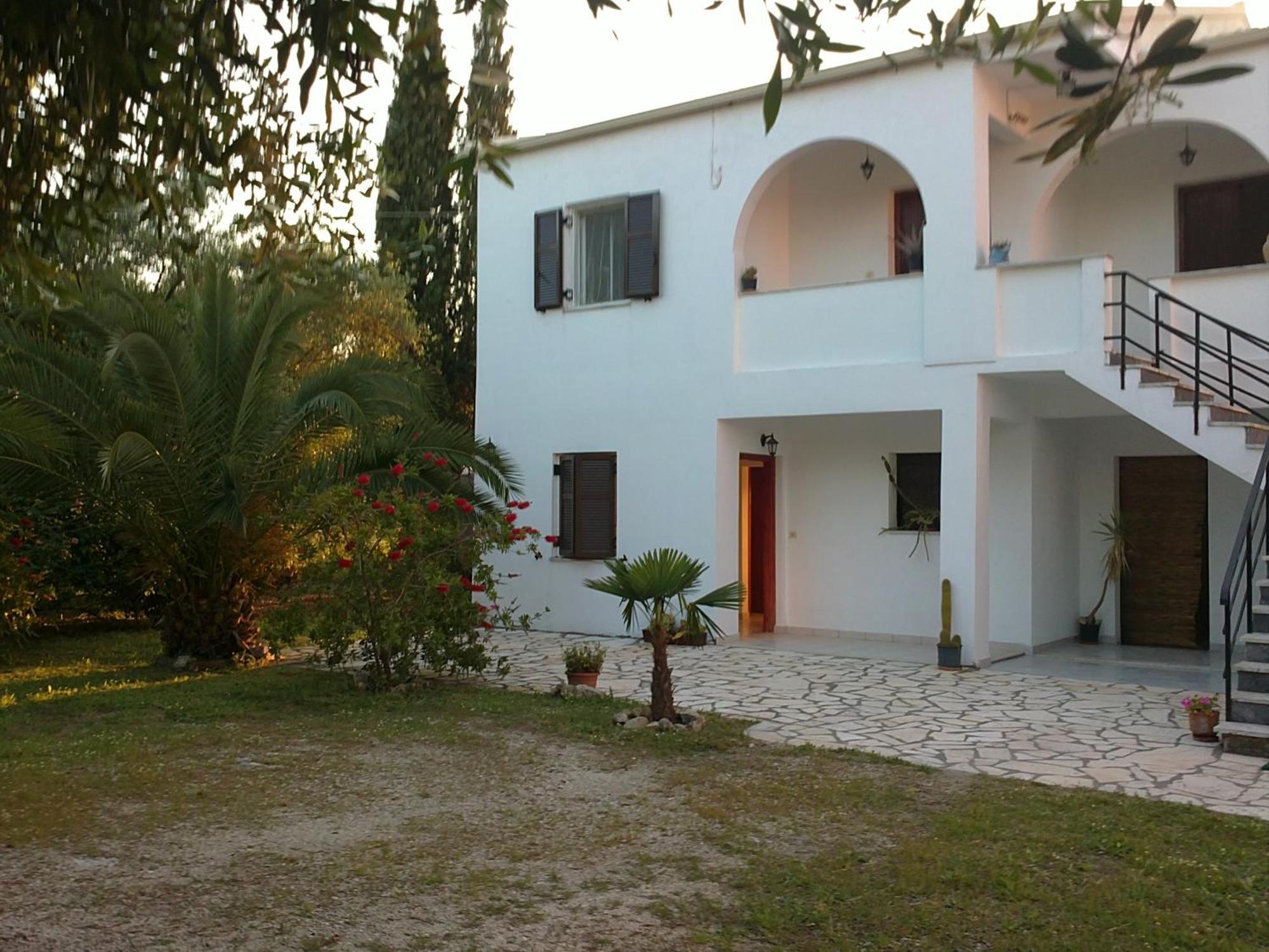 Alexander Apartments Roda  Extérieur photo